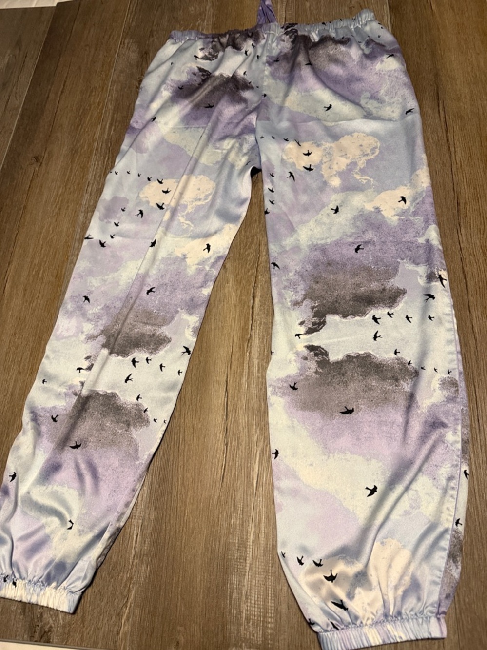 Victoria's Secret Lavender Gray Printed Lounge Pants - Picture 6 of 6